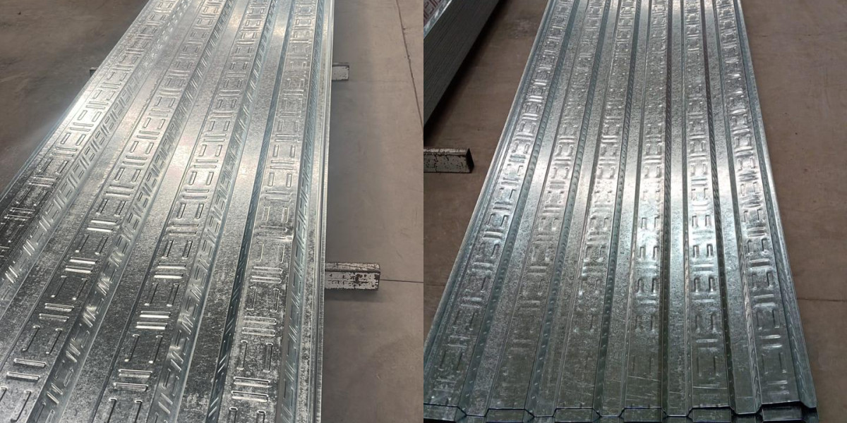 Colocación de placa colaborante sobre el ala de viga: guía esencial